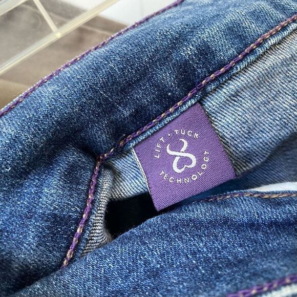 NYDJ Lift & Tuck Blue Jeans - Picture 4 of 4